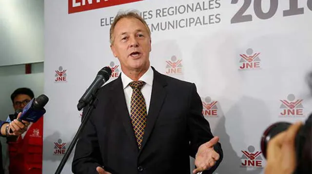 Alalde electo Jorge Muñoz coordina plan de seguridad en Lima