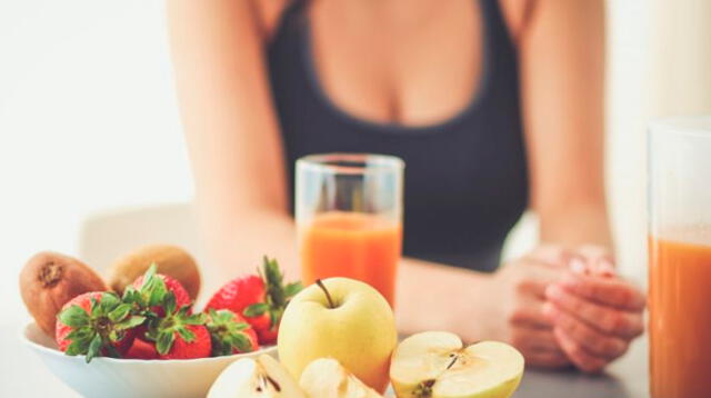 Las frutas como la sandía son perfectas para re-hidratarse después de hacer ejercicios