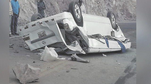 Accidente dejó cuatro fallecidos en Tacna
