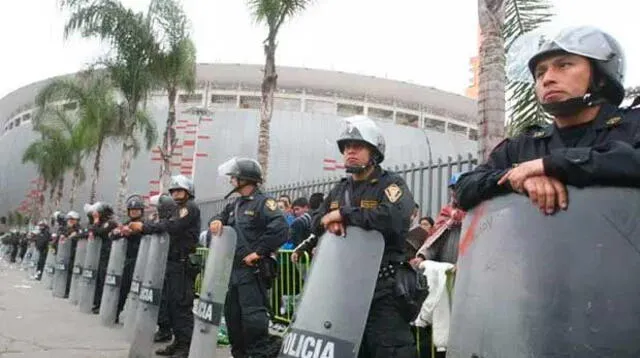 Cristal vs Alianza Lima: Un aproximado de 1400 policías resguardarán el Estadio Nacional