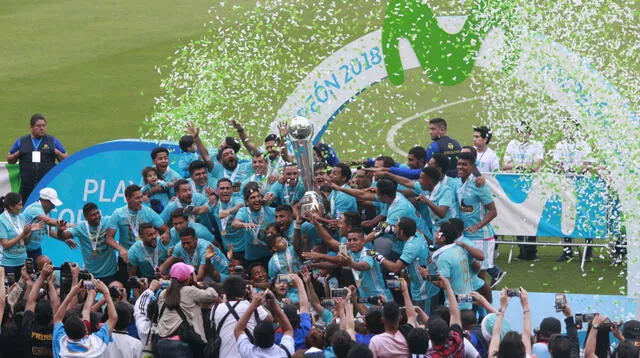 Sporting Cristal ganó 3-0 a Alianza Lima y se consagró campeón nacional.