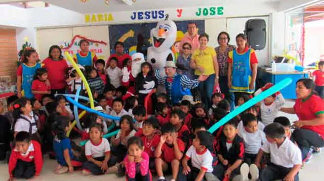 Navidad: niños de Chilca disfrutaron del espíritu navideño con increíble show