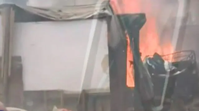 Se registra incendio en local de pirotécnicos en Huachipa 