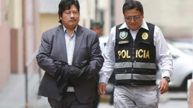 Edwin Oviedo es llevado al norte para cumplir prisión preventiva 