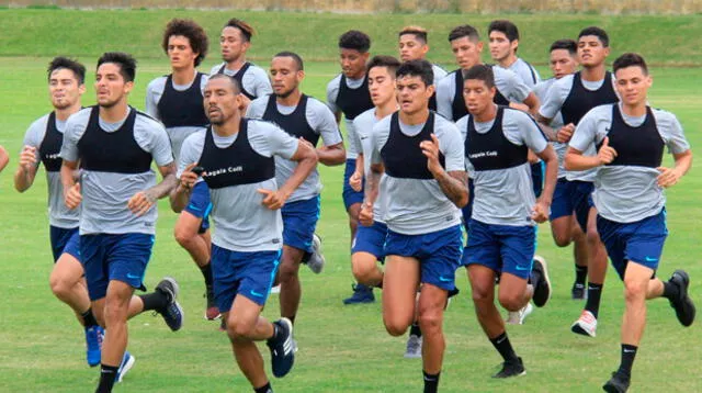 Alianza Lima espera que se sumen Leao Butrón y Pedro Gallese a la pretemporada en la Videnita de Chincha