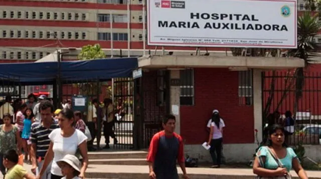 Médicos del hospital María Auxiliadora abandonan sus puestos para consultas particulares