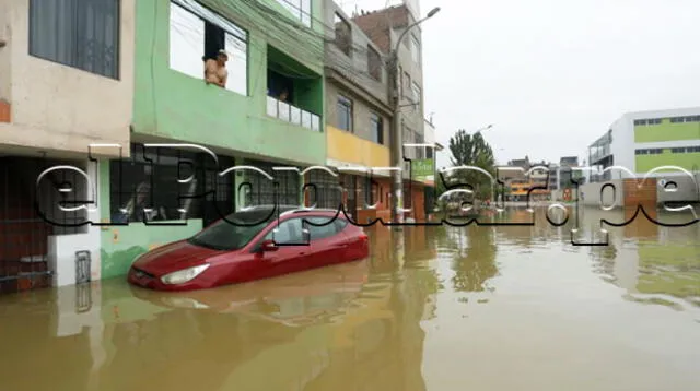 Edificios afectados por inundación podrían colapsar   