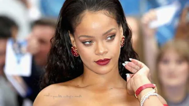 Rihanna sorprende con tremendo gesto a fans