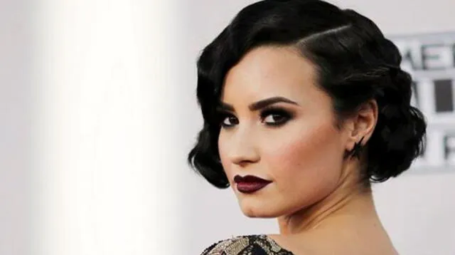 Demi Lovato celebra 6 meses de sobriedad en Instagram