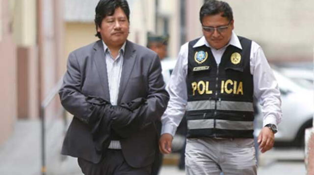 El INPE separó al director del penal de Chiclayo, Emigdio Cutimbo Estrada, por favorecer a Edwin Oviedo