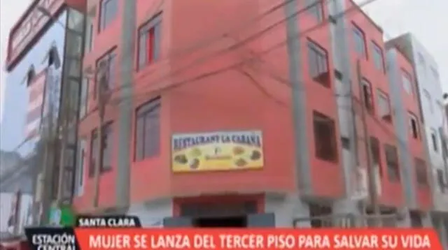 Mujer se lanzó del tercer piso para salvar su vida 