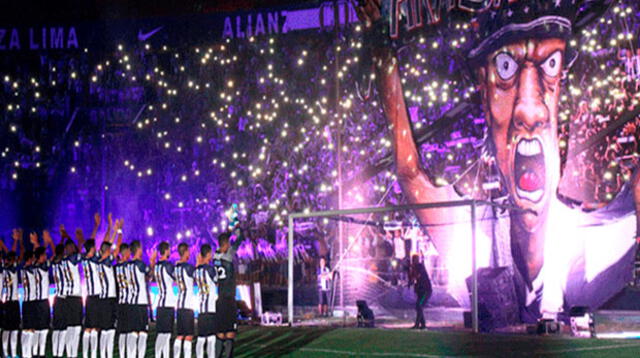  Alianza Lima vs. Barcelona SC en la Noche Blanquiazul 