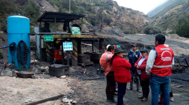 Mineros atrapados en mina de Oyón 