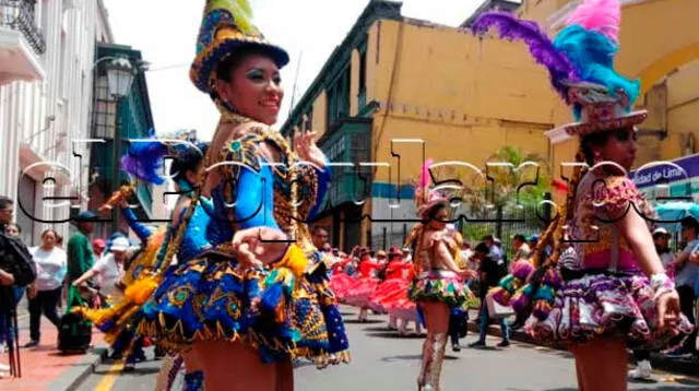 Danzas de la Virgen de la Candelaria en el centro de Lima