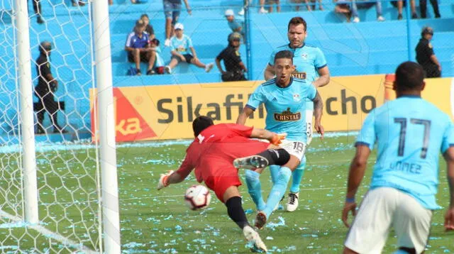 Gonzales marcó su primer gol con Cristal