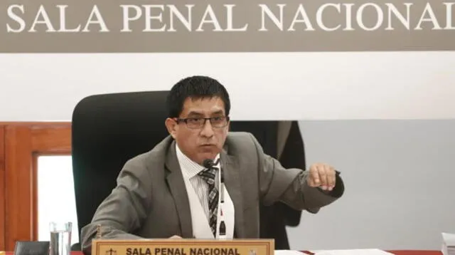 El fiscal superior Rafael Vela recusó con el fin de que sea otro tribunal el que resuelva el tema