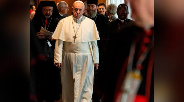 Papa Francisco clausura cumbre pero sin ofrecer medidas concretas contra los abusos.