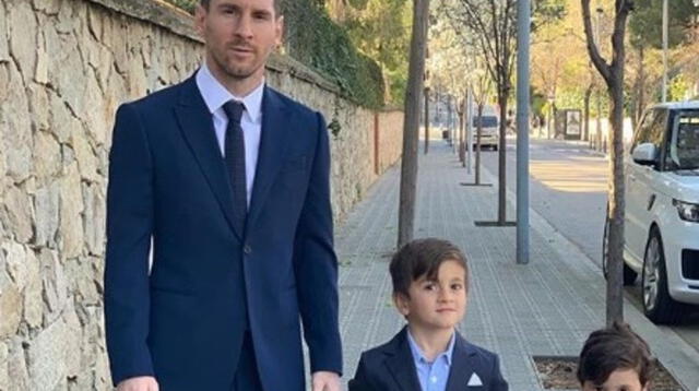 Messi posa junto a sus hijos