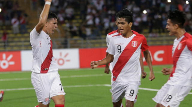 Yuriel  Celi celebra su gol ante Bolivia en el Sudamericano Sub 17