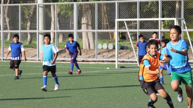 Niños se lucirán en campeonato de fútbol 7