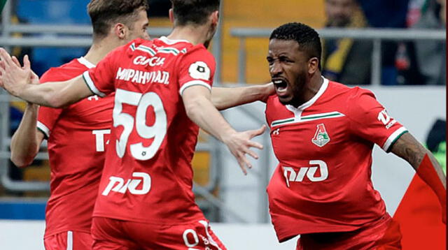 Farfán ha marcado tres goles en los dos últimos partidos. FOTO: EFE