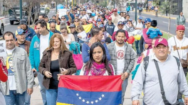 Miles de venezolanos en todo el Perú