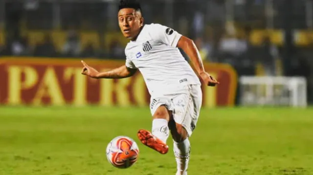 Christian Cueva es acusado por hinchas de estar "subido de peso" en Santos