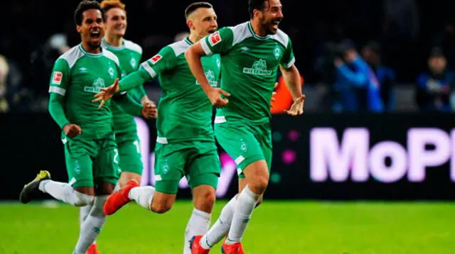 Pizarro anotó el gol del empate del Werder Bremen ante Borussia. FOTO: EFE