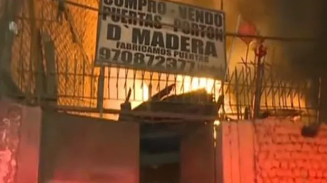 Incendio inició en una carpintería de la av. Grau, en el Cercado de Lima Incendio inició en una carpintería de la av. Grau, en el Cercado de Lima