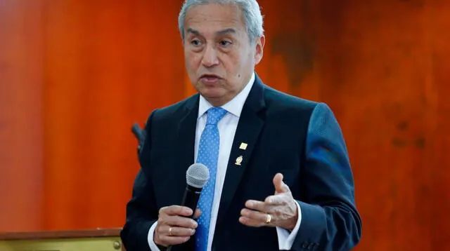 Según el legislador Marco Arana, Chávarry aún sigue blindado 