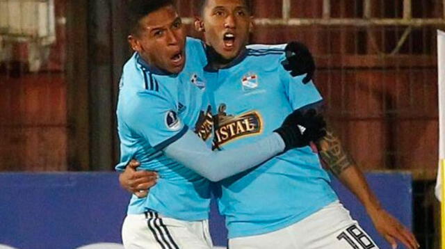 Sporting Cristal goleó 3-0 al Unión Española