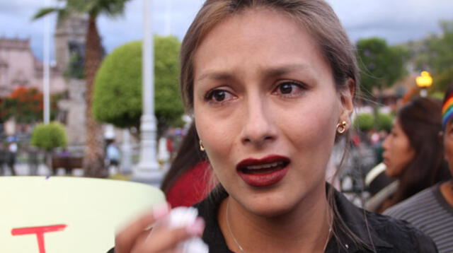 Arlette Contreras espera que PNP también deje ingresar al Congreso a Ni una menos Arlette Contreras espera que PNP también deje ingresar al Congreso a Ni una menos