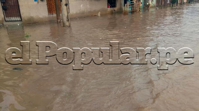 Torrencial lluvia provocó inundaciones en las calles de Iquitos