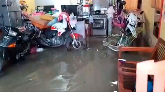 Torrencial lluvia provocó inundaciones en las calles de Iquitos