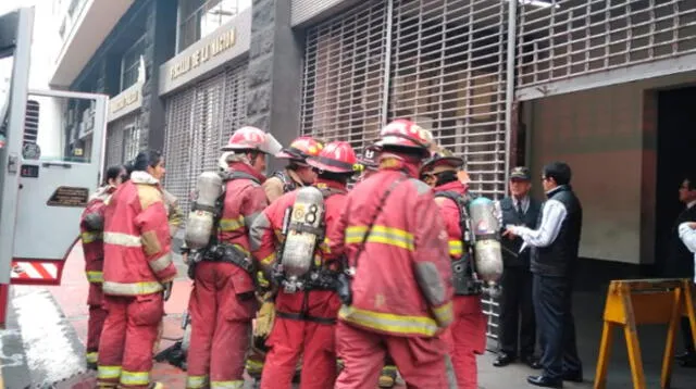 Amago de incendio se registra en Fiscalía de Lavado de Activos