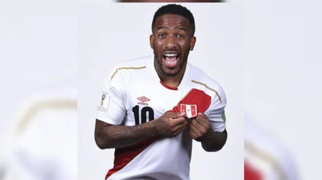 Farfán reconoce que la selección está obligada vencer a Bolivia