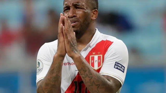 Jefferson Farfán fuera de la Copa América 2019