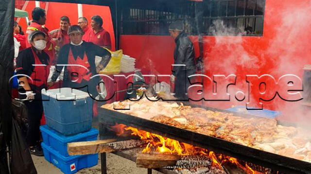 Realizaron pollada para apoyar a bomberos de Carabayllo