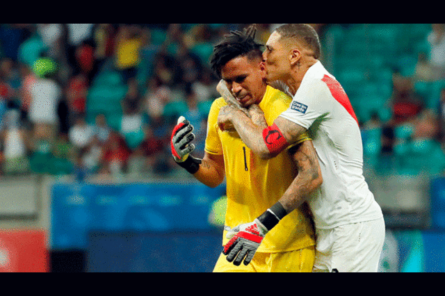 El capitán de la selección peruana, Paolo Guerrero, se mostró satisfecho con el rendimiento de sus compañeros