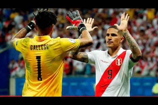 Paolo Guerrero le dijo a Gallese que era un grande. FOTO: EFE