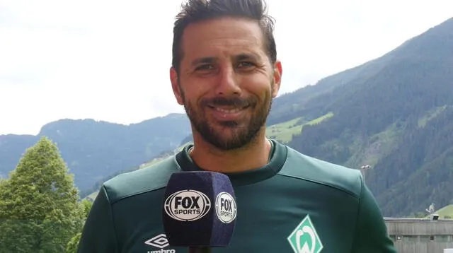 Pizarro espera brillar con el Bremen en la Bundesliga