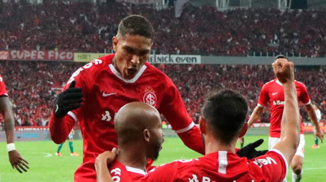 Paolo Guerrero celebra clasificación de Inter a semifinales de la Copa de Brasil