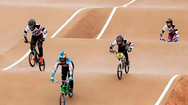 Cierre de vías por competencia de ciclismo de montaña en Chorrillos  