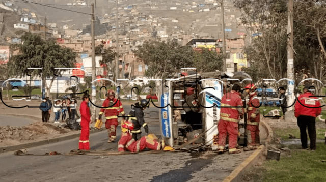 Conductor vuelca transporte público por intentar ganar más pasajeros