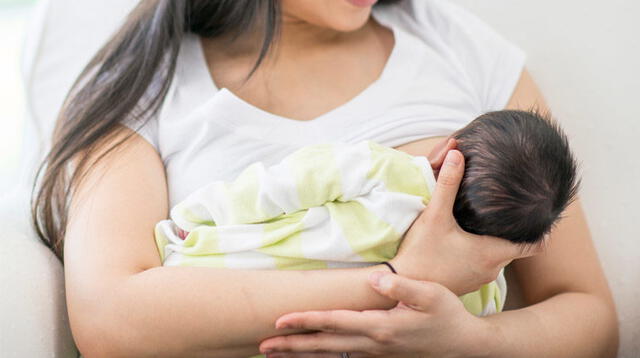 Es cierto que los niños que se alimentan con leche de fórmula suelen dormir un poco más entre cada toma