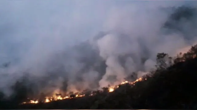 Labores para sofocar incendio continuarán este miércoles