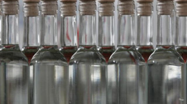 Denuncian que pisco peruano lo hacen pasar como si fuera chileno Denuncian que pisco peruano lo hacen pasar como si fuera chileno