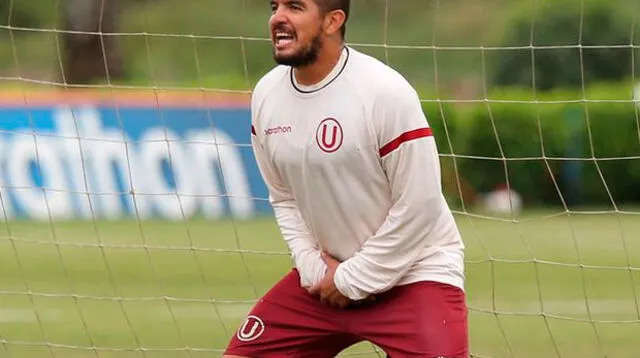 Juan Manuel Vargas entrena en loza deportiva para regresar a Universitario