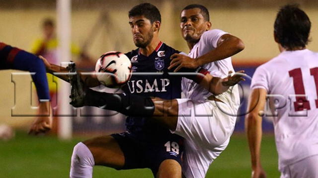 Denis dijo que el árbitro no manejó bien el partido.  FOTO: LIBERO