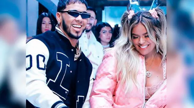 Karol G inmortalizó este bonito momento colgando una fotografía al lado de Anuel AA